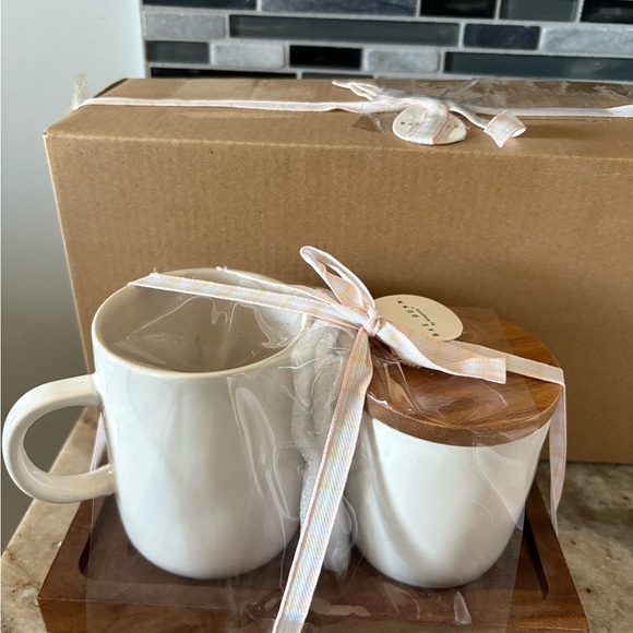 Rae Dunn Bunny Cream and Sugar with Wooden Tray - Picture 2 of 2